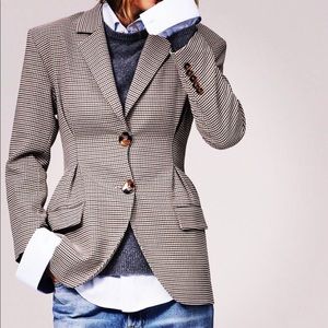 Meet your Posher, Cj